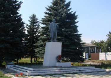 Золочев, памятник В.И. Ленину