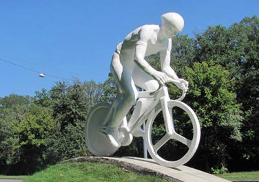Памятник велосипедисту (Харьков)