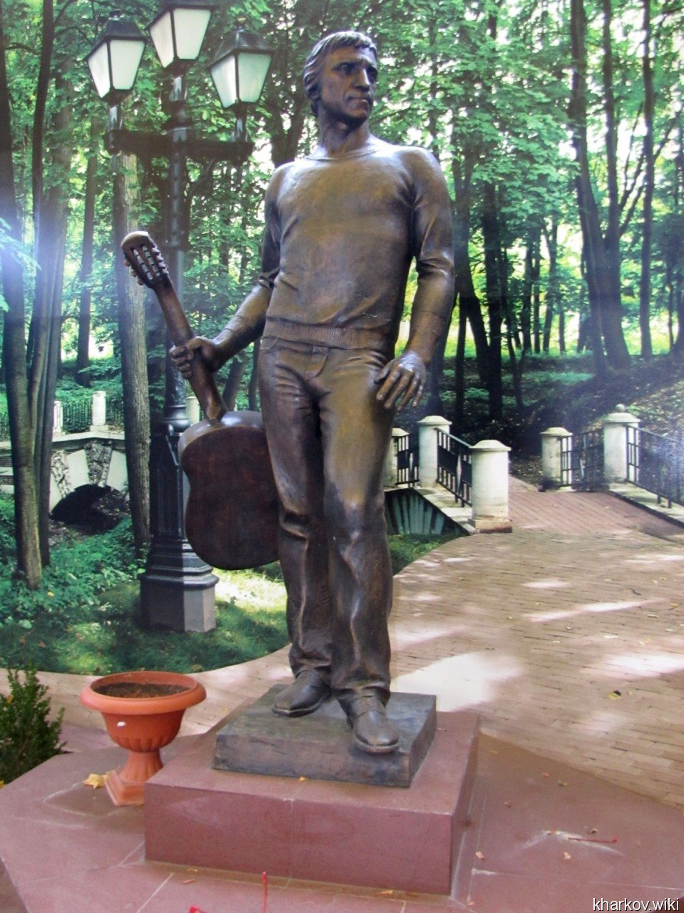 Памятник Владимиру Высоцкому 