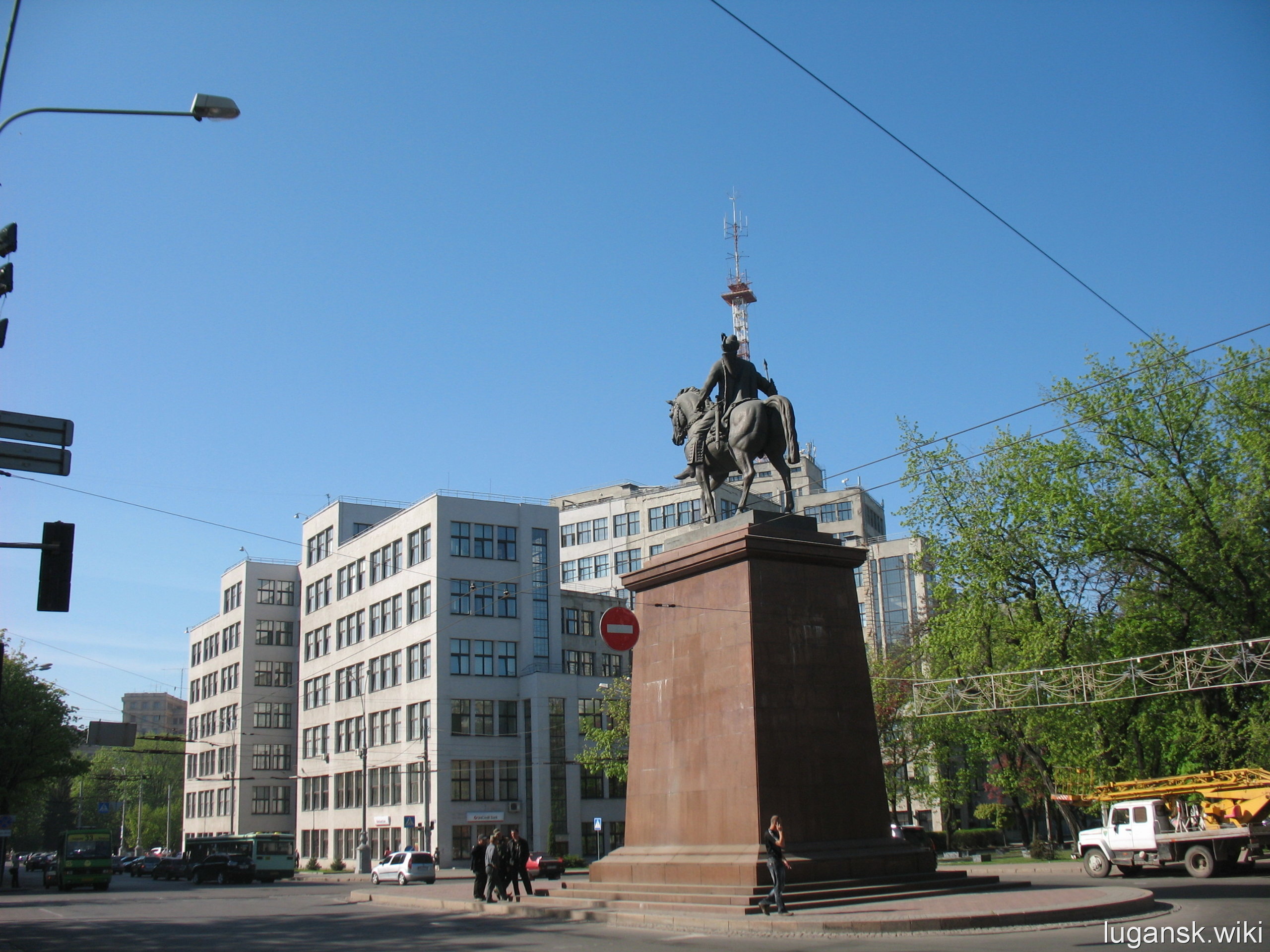 Памятник основателям Харькова