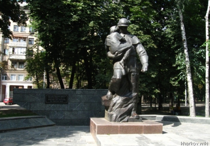 Памятник пожарным