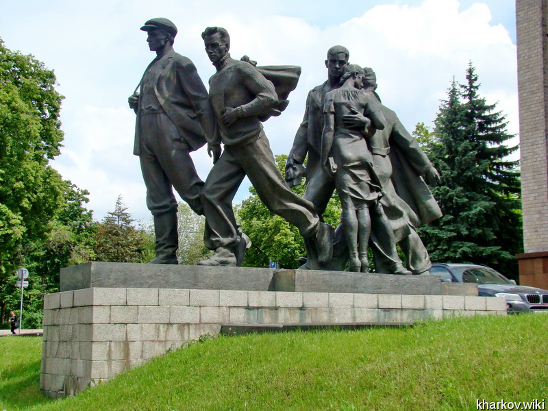 Памятник студбатовцам