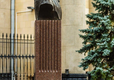 Памятник Евдокиму Щербинину , ул. Сумская, 64 (Харьков)