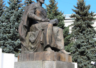 Памятник Ярославу Мудрому