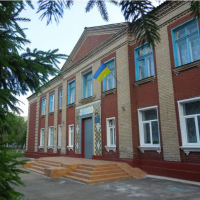 Средняя школа № 121, ул. Плиточная, д.1