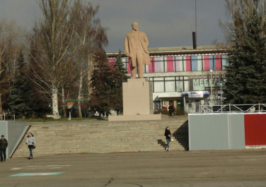 Валки, памятник В.И. Ленину, История