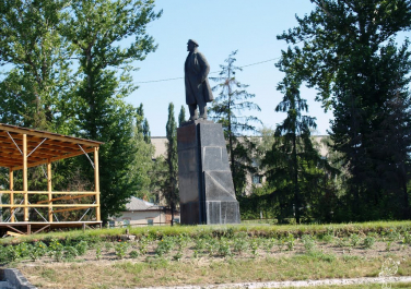 Богодухов, Памятник В.И. Ленину, История