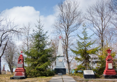 Змиев, Мемориал жертвам гражданской войны