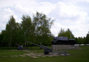 Лозовая, ИСУ-152, Современные